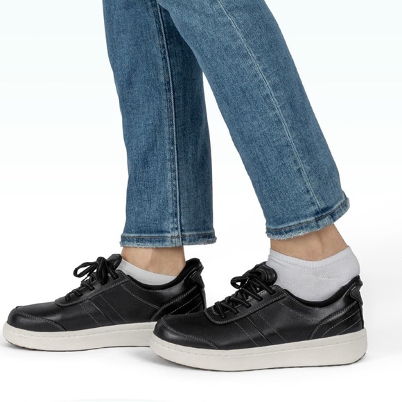 Orthofeet Women's Orthopedic Black Leather Wander Hands-Free Sneakers, Size 6 - Picture 3 of 5